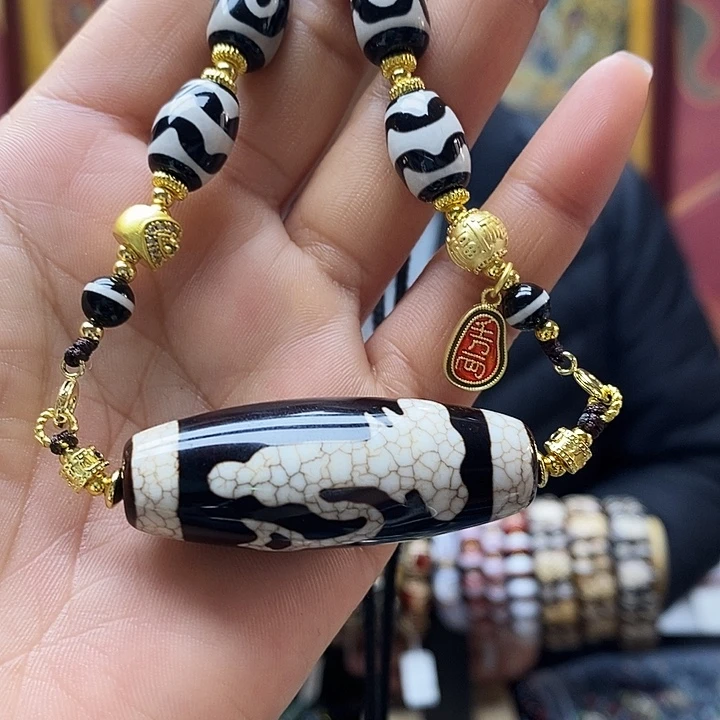 玛瑙/玉髓（覆膜）合金颈饰