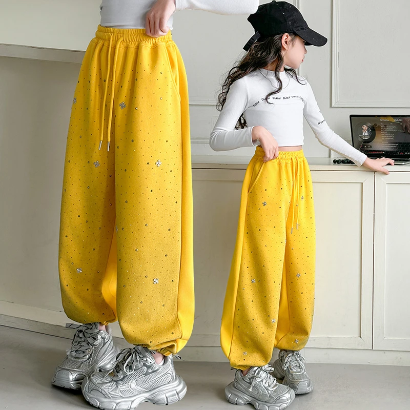 女童运动裤子春秋装2025新款洋气儿童休闲卫裤春季女大童束脚长裤