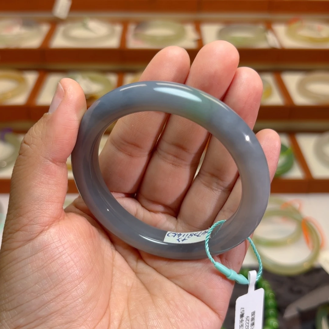 和田玉未镶嵌手镯紫翠手镯