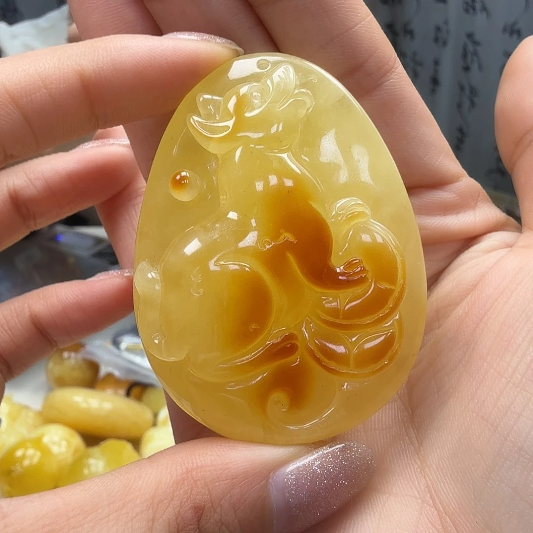裸石琥珀未镶嵌你好