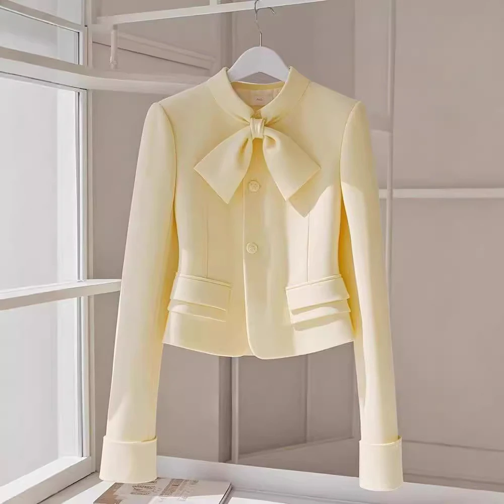 奶黄色蝴蝶结西装外套女春秋款气质名媛高级感百搭小香风短款上衣