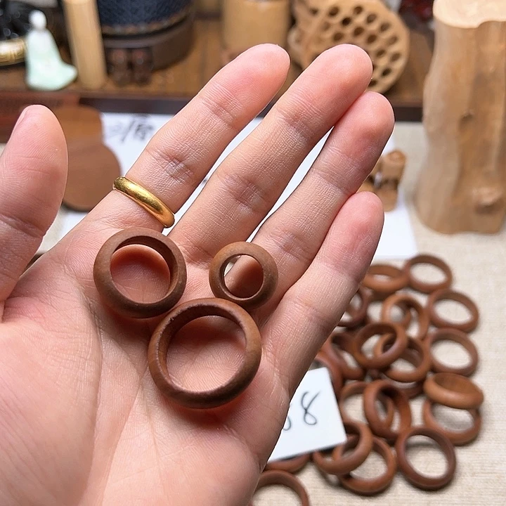 檀香木手串/手链戒指三件套（瑕疵）