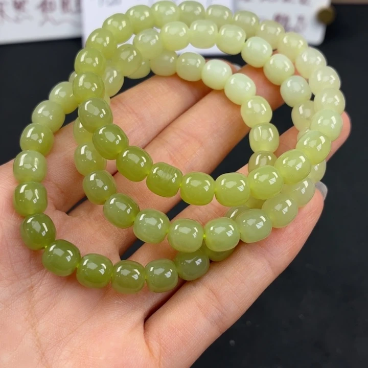 未镶嵌手镯和田玉卡8