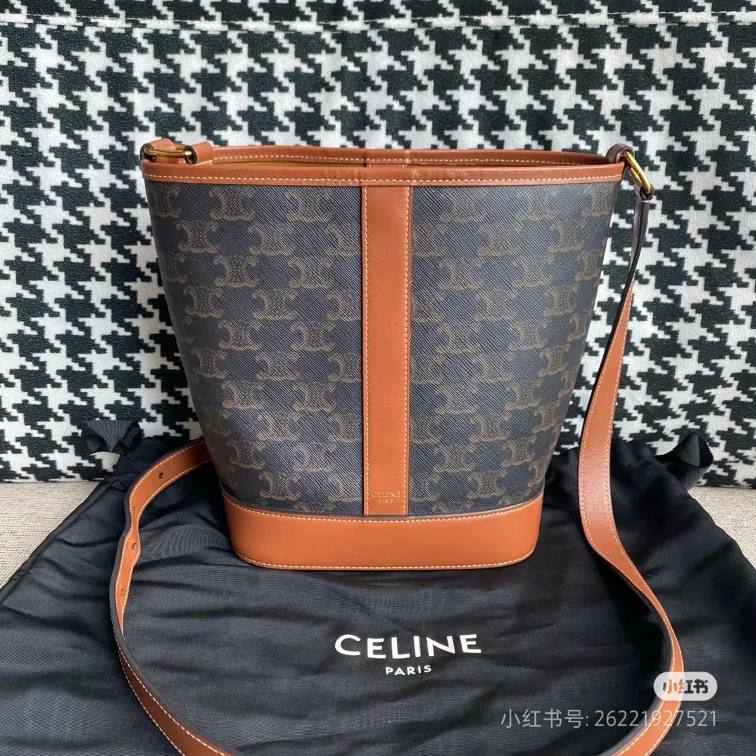 99新 Celine/思琳 Celine瑟琳棕色老花水桶 25060062-02