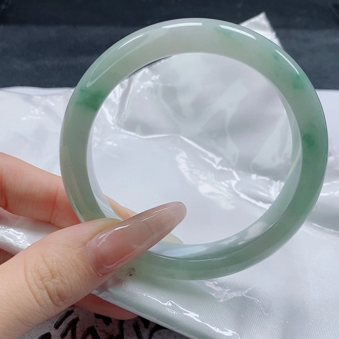 【闪购商品】未镶嵌手镯翡翠485号