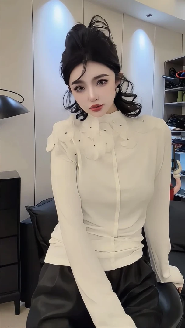 欧洲站2025新款欧货时髦精法式花朵拼接T恤修身女装气质秋冬洋气