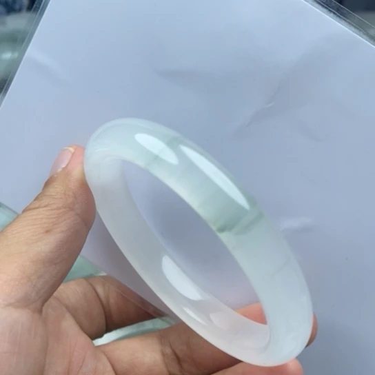 石英质玉（金丝玉）未镶嵌手镯