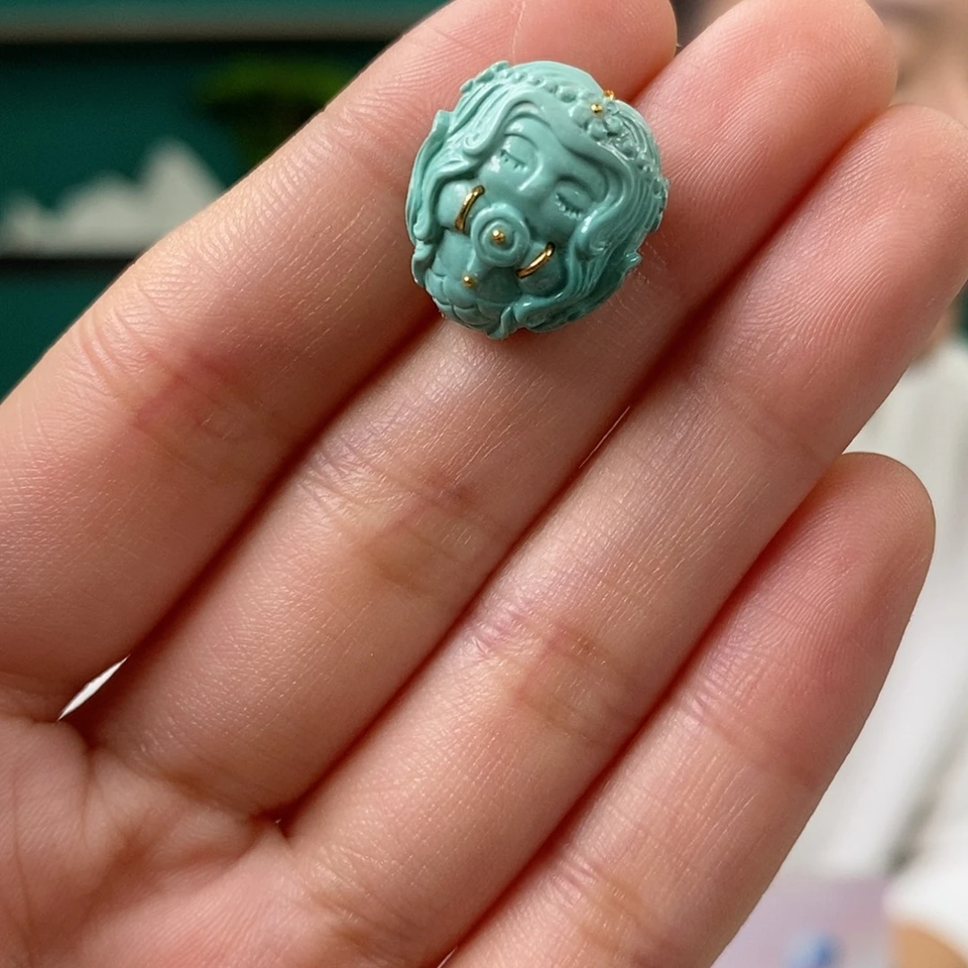 绿松石未镶嵌挂件