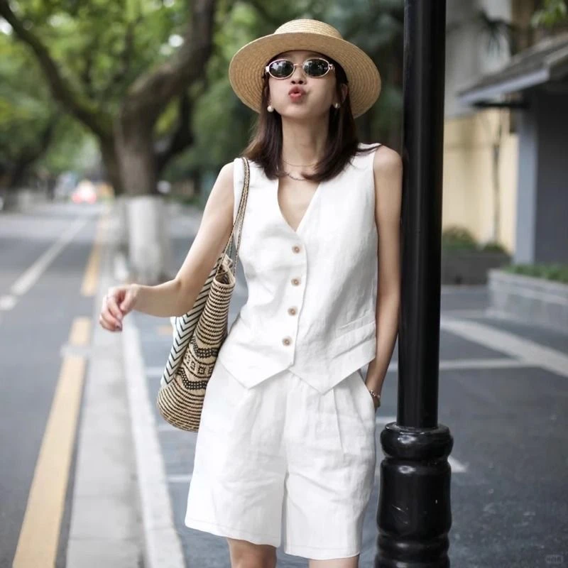 休闲时尚套装女装夏季气质显瘦高级感时髦精马甲女西装短裤两件套