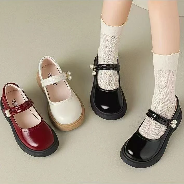 女童小皮鞋2025春秋新款学生版英伦洋气古风软底公主鞋时尚亮皮鞋