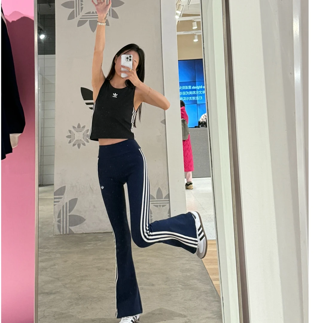 【阿迪达斯/商场同款新品】adidas三叶草女子紧身舒适喇叭裤KC3130