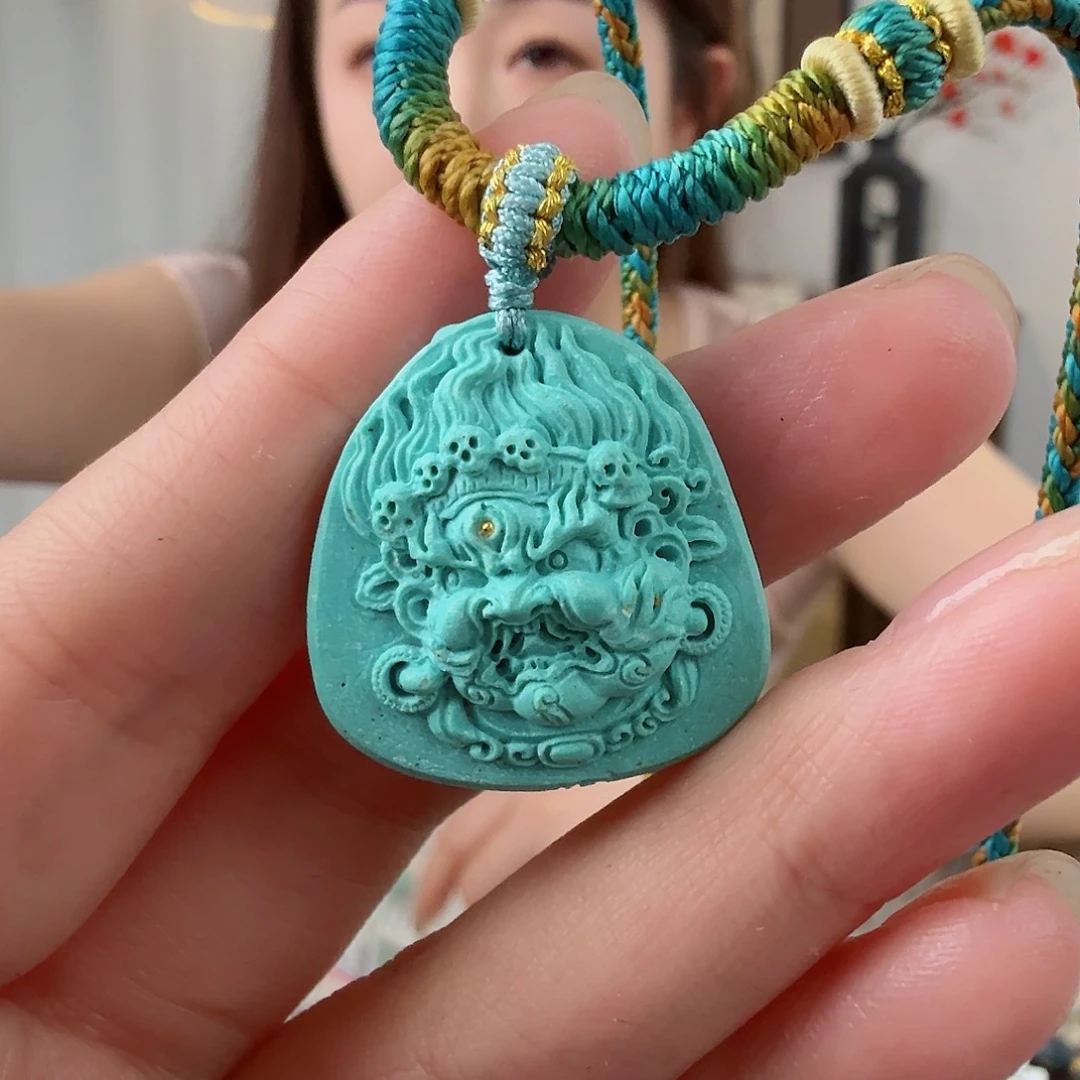 绿松石未镶嵌挂件