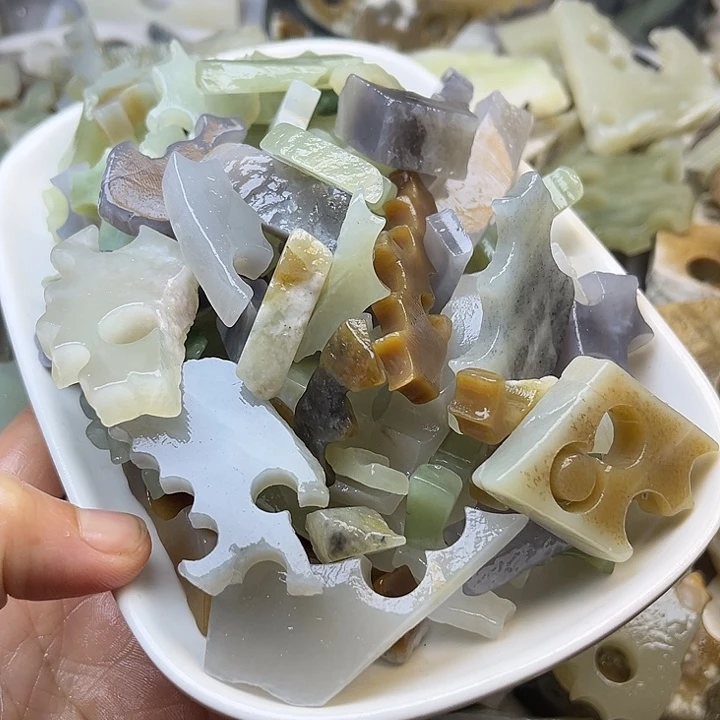 颈饰未镶嵌和田玉?****?
