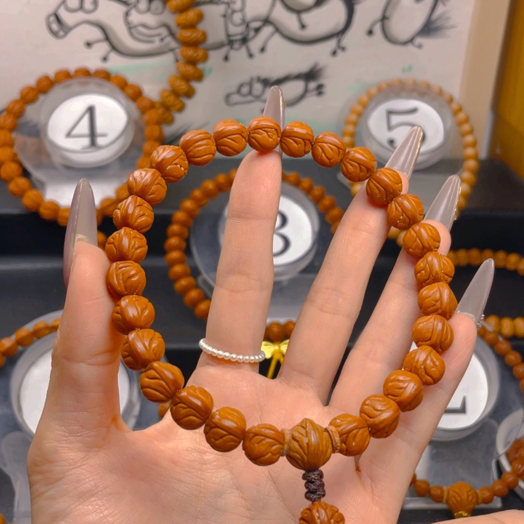 张***ꪝ吊坠文玩核桃1.111111111