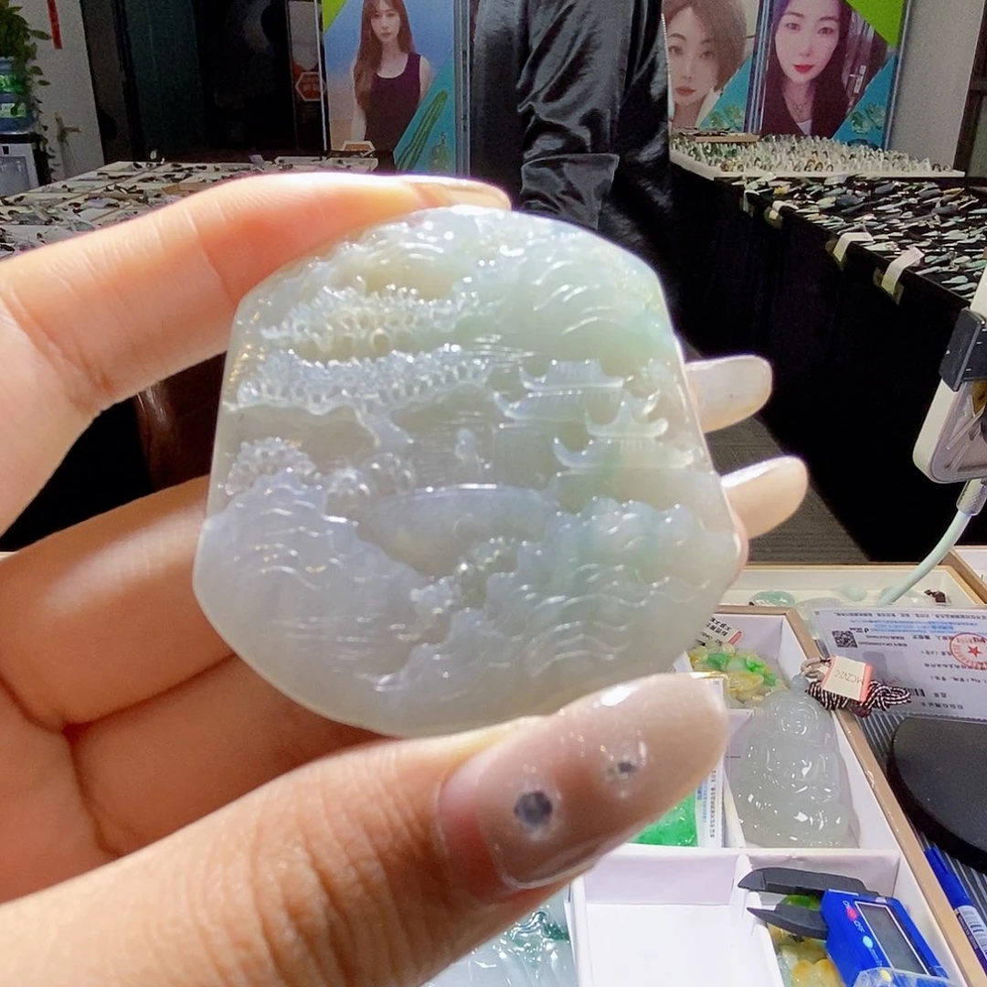 颈饰未镶嵌翡翠翡翠