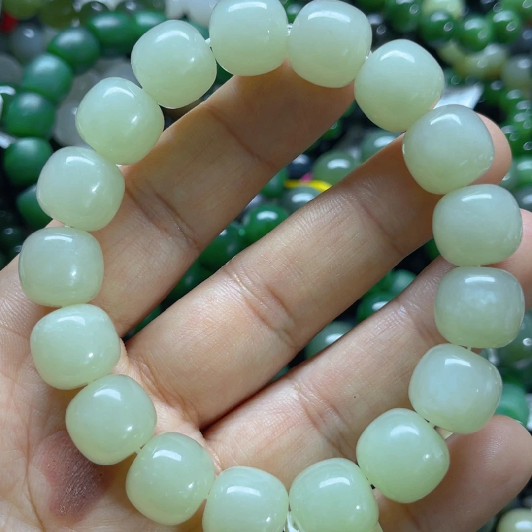 未镶嵌手链和田玉