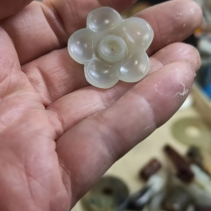 和田玉（糖玉）未镶嵌挂件