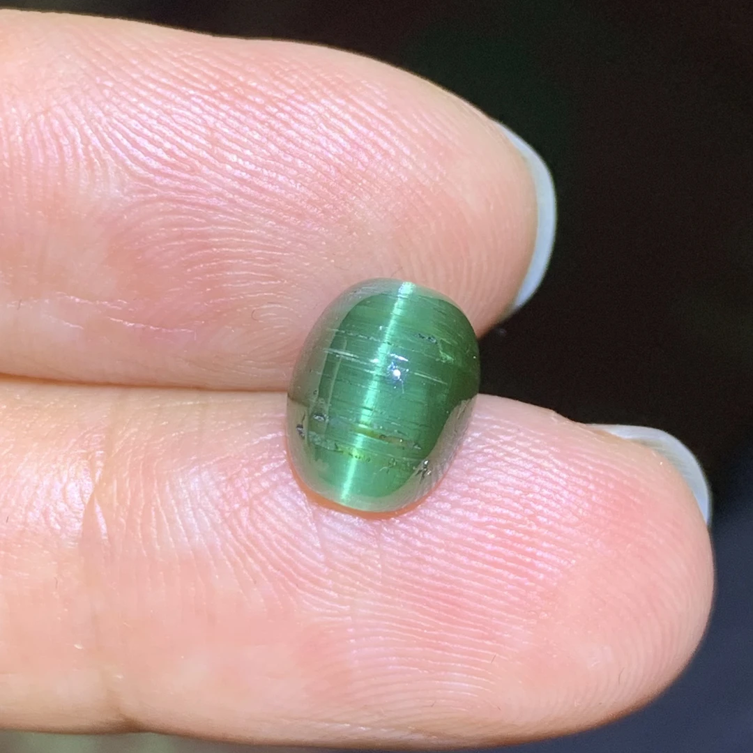 3.38克拉碧玺猫眼裸石星线犀利颜色均匀