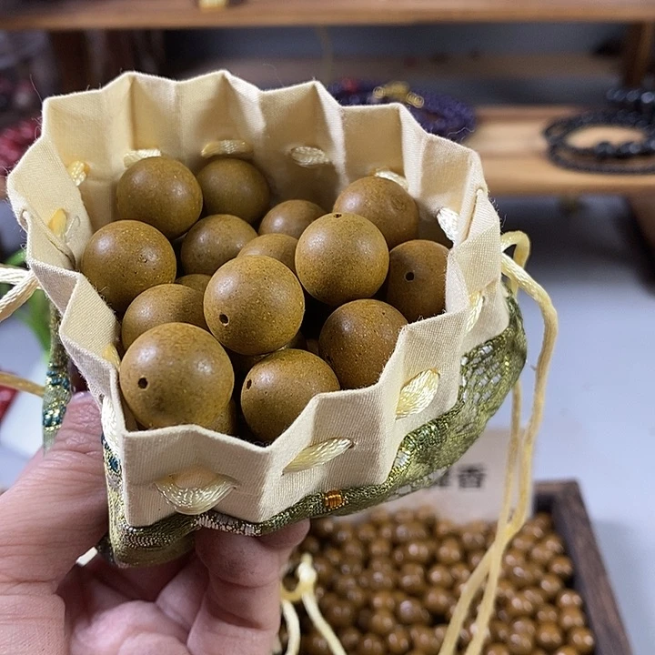 泥塑瑕疵木樨1.5香包