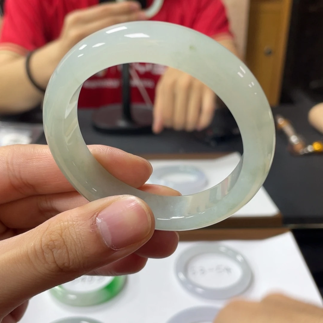 翡翠手镯未镶嵌4号