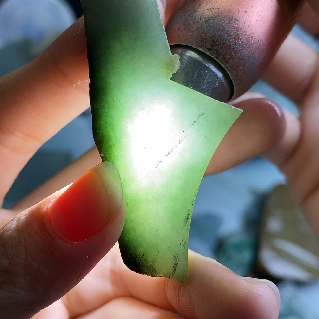 翡翠裸石纯天然翡翠