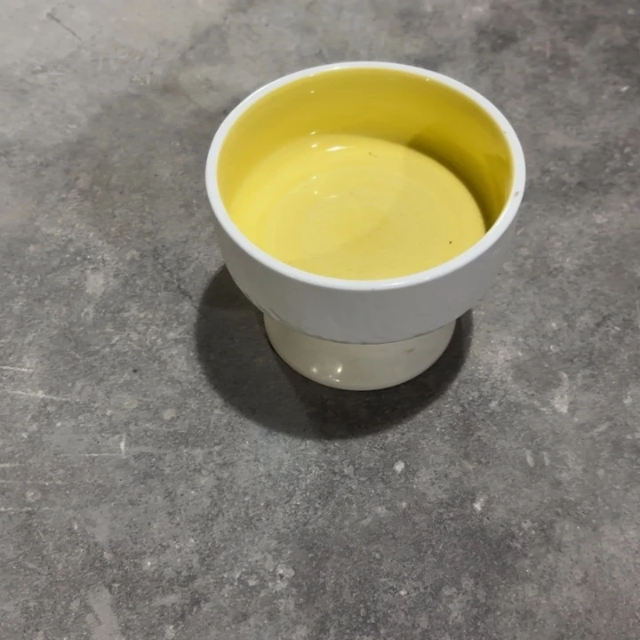 陶瓷微瑕陶瓷碗黄色