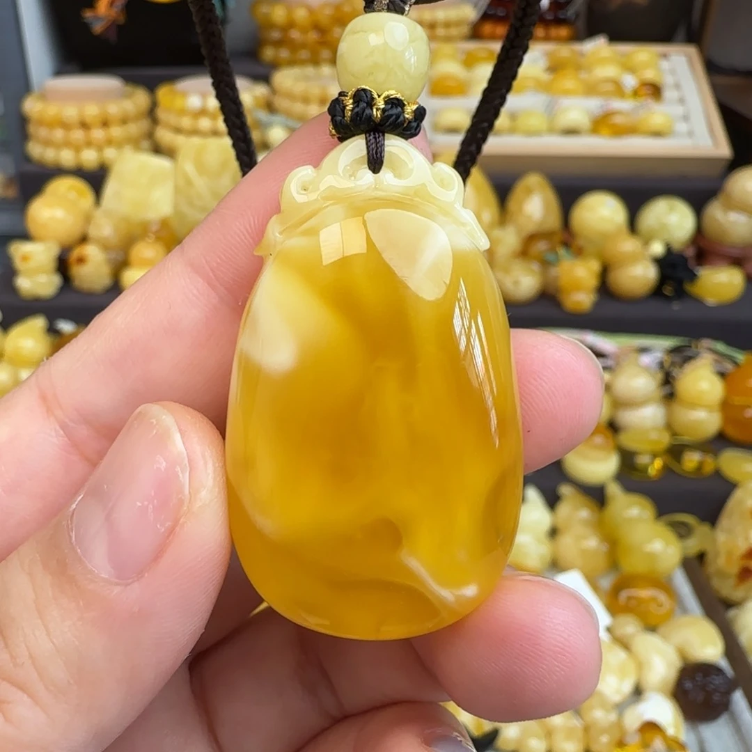 未镶嵌套链琥珀天然俄料溶洞妖花蜜蜡福贝无事牌