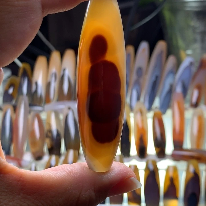 玛瑙/玉髓颈饰未镶嵌8