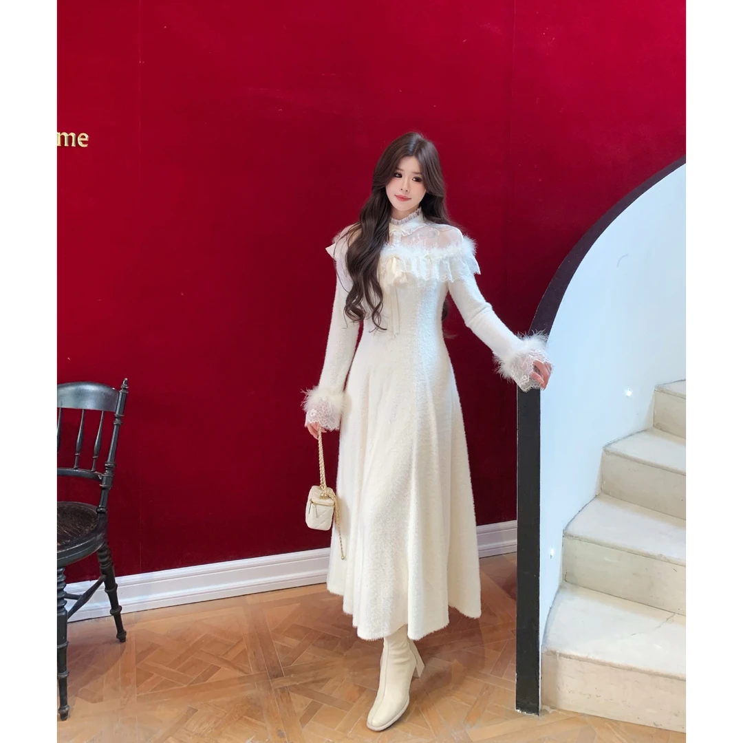 李潇洒【不知雪】微胖冬法式浪漫一字肩拼蕾丝白色氛围感修身长裙