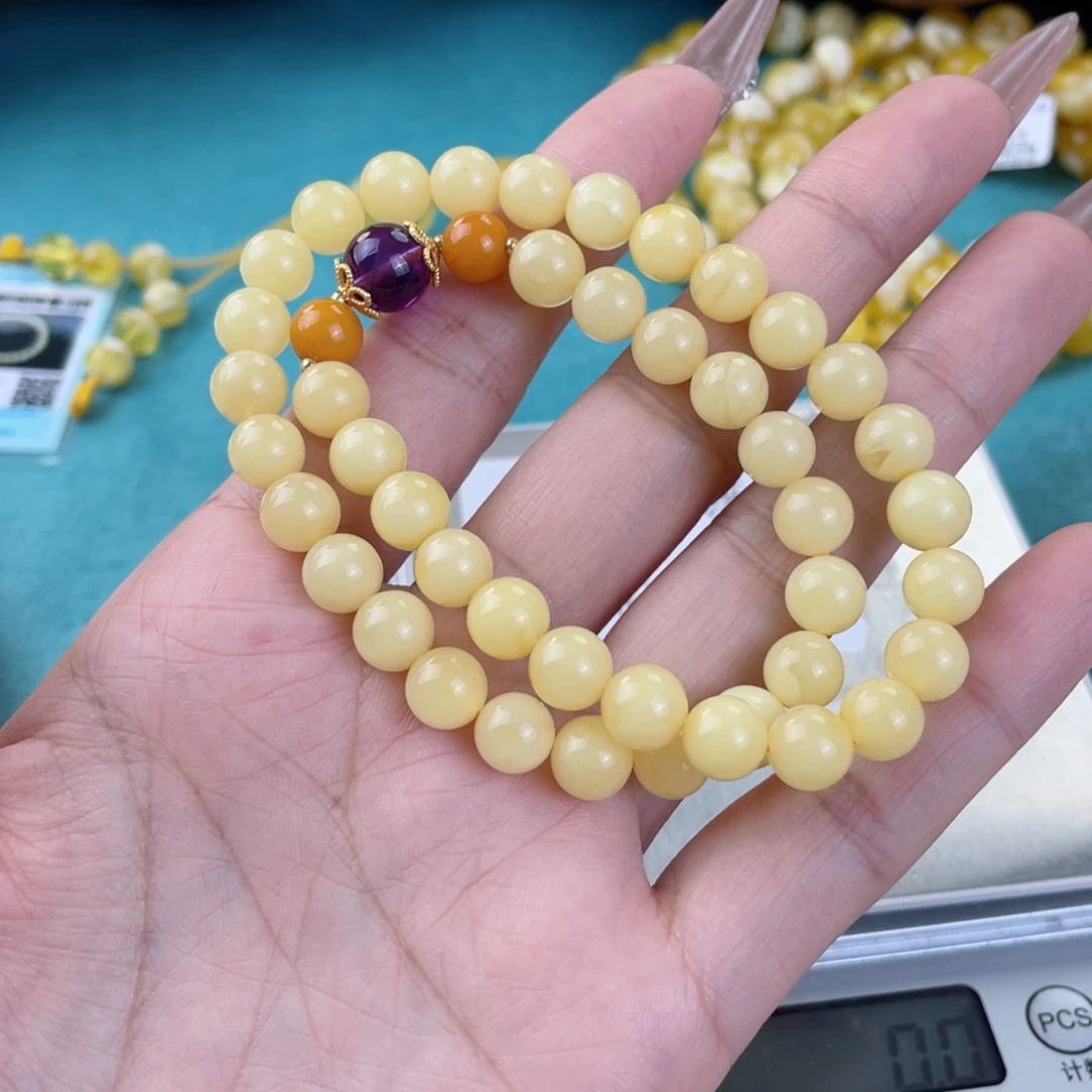 蜜蜡裸石未镶嵌蜜蜡