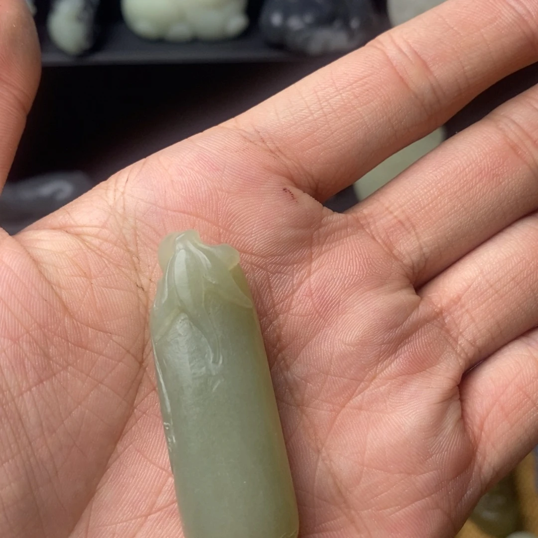 和田玉（糖玉）未镶嵌吊坠(不含链)