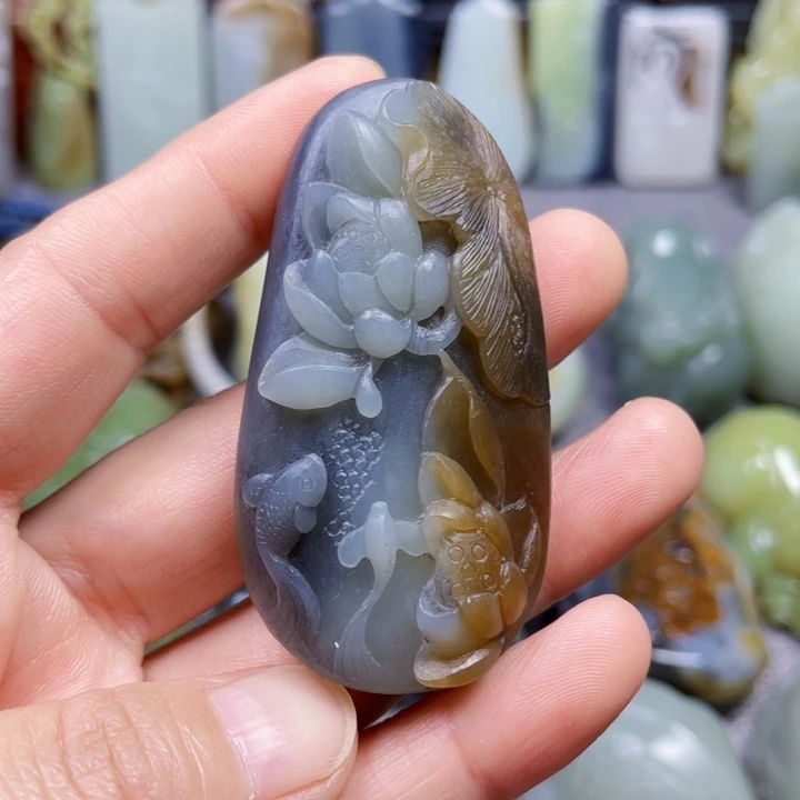 和田玉未镶嵌挂件