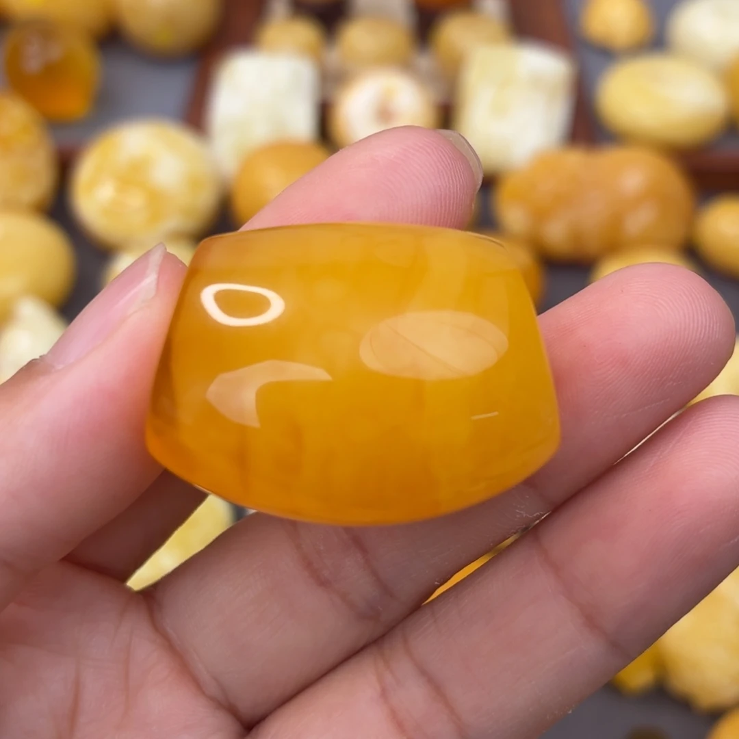 蜜蜡未镶嵌吊坠(不含链)马蹄