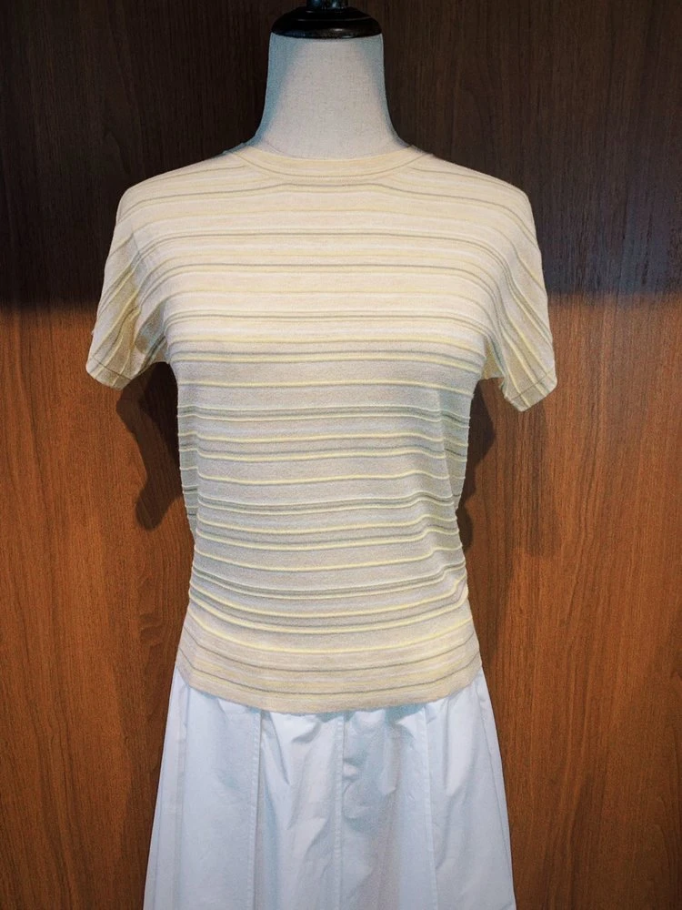 莲的百万 2025年新款浅绘柔光毛衣时尚百搭显瘦