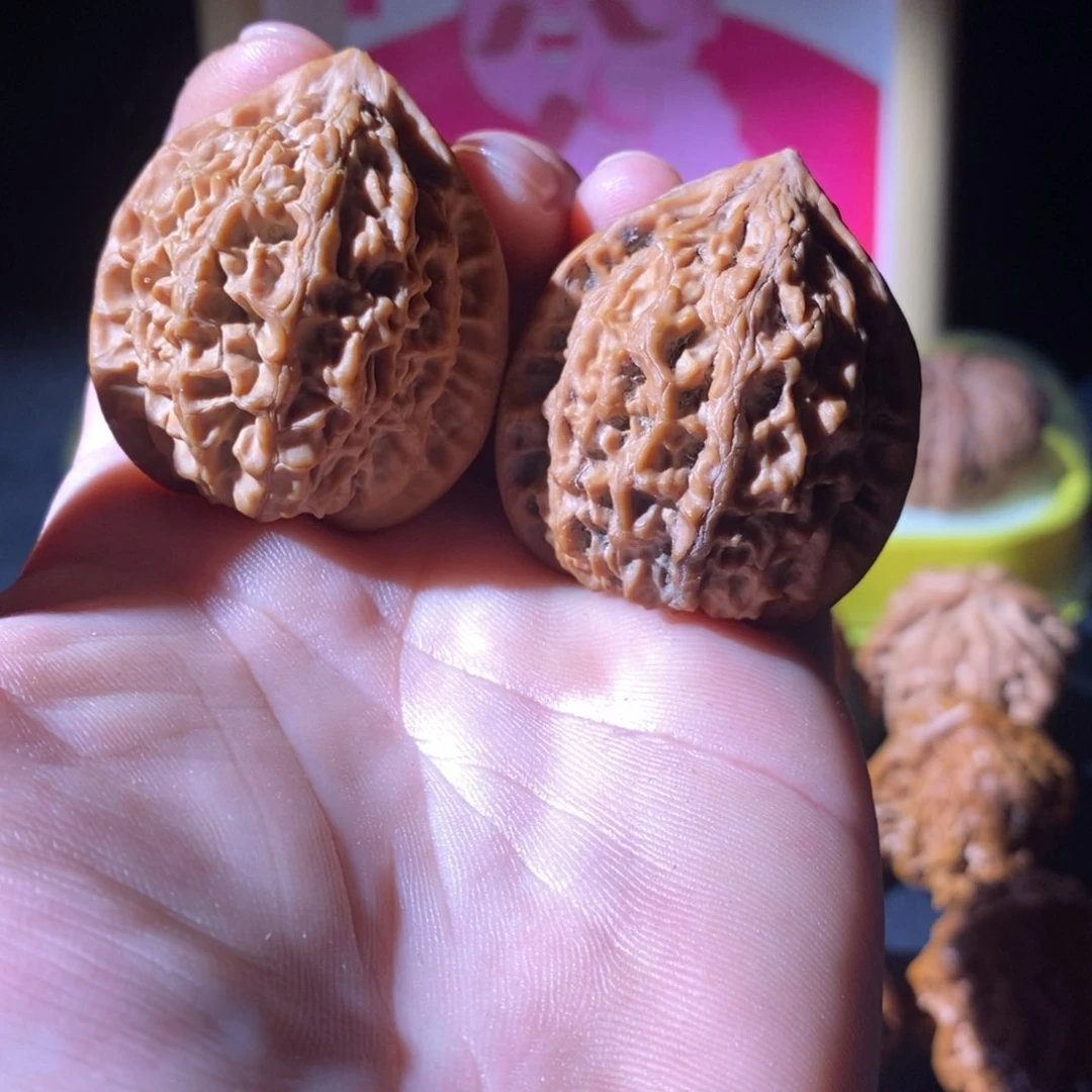 吊坠文玩核桃37金牛