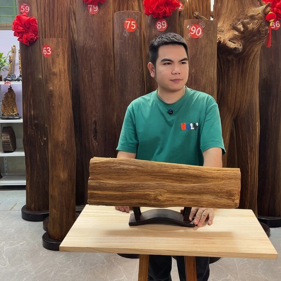 沉香碎屑沉香原材料