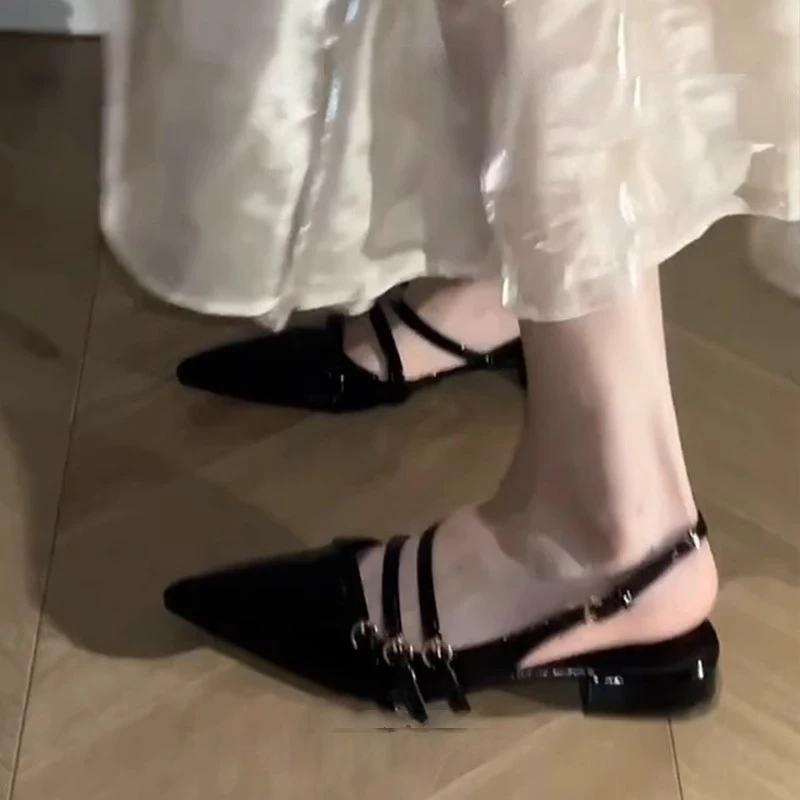 法式黑色气质尖头包头凉鞋女2025年新款夏季外穿通勤风后空凉拖鞋