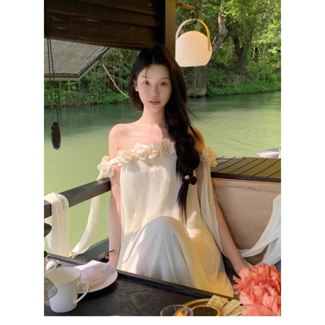 一字肩连衣裙女高级感晨袍礼服裙重工立体花朵飘带度假风拖地长裙