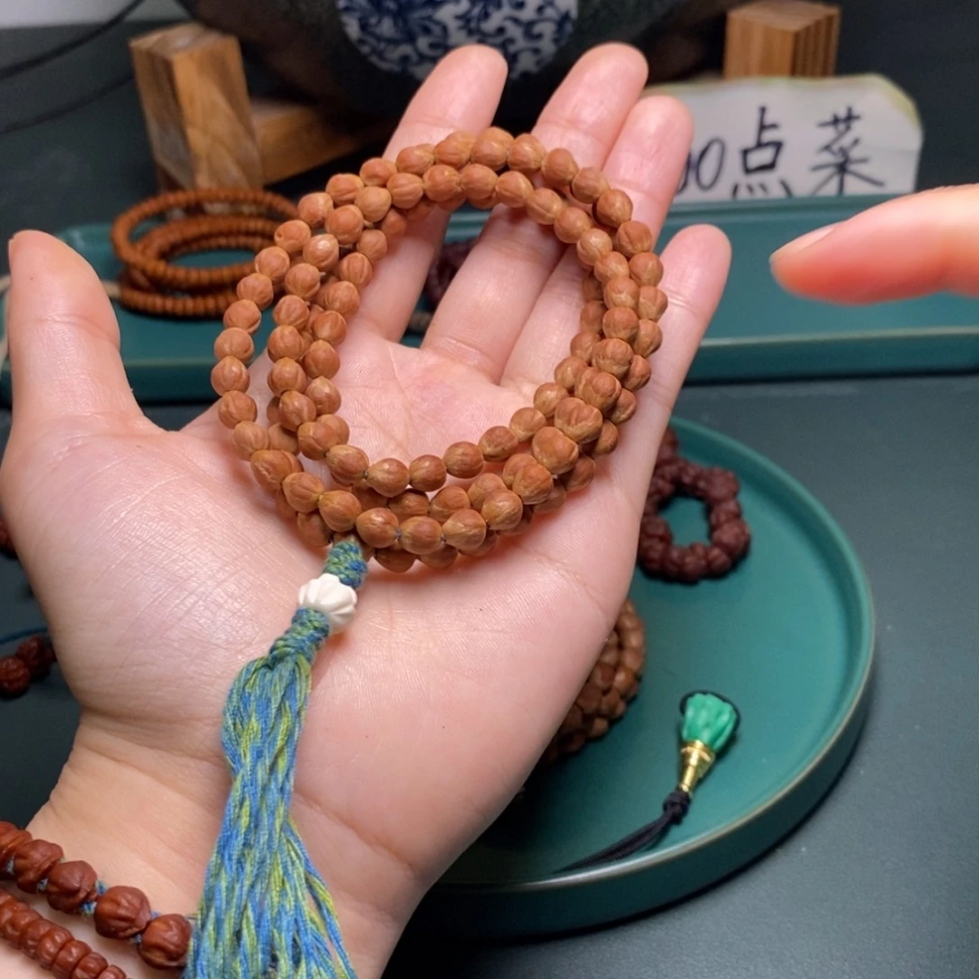 柏香籽/百香籽手串349.9莲花