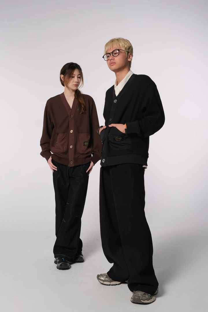 日单！高克重秋季男女情侣款宽松V领大口袋休闲针织开衫外套 5255