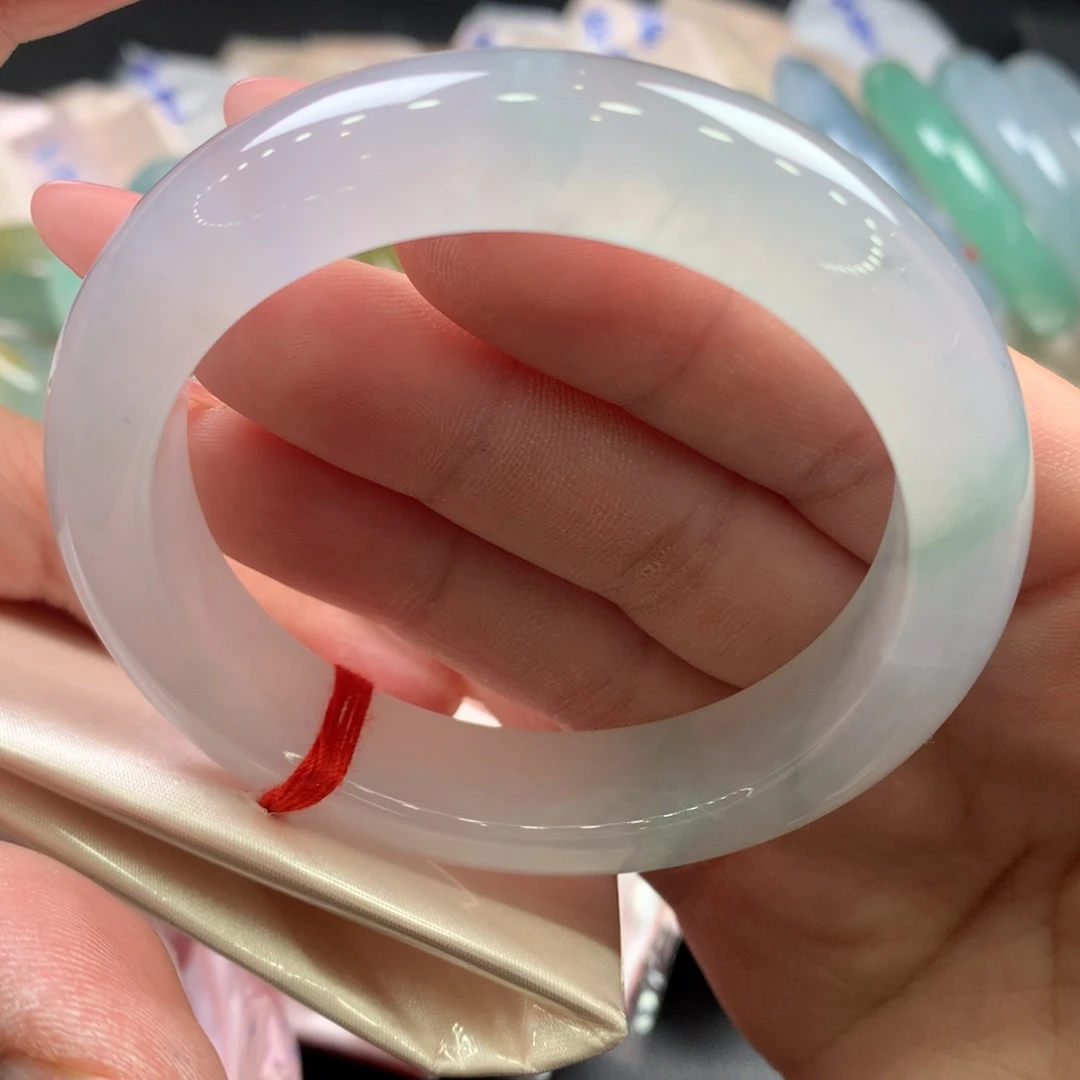 翡翠未镶嵌手镯55.2正圈