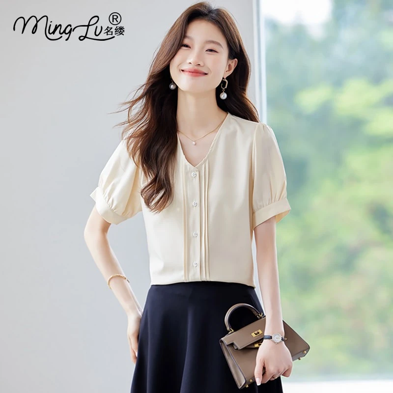 法式高级感正肩短袖t恤女夏季2025新款通勤气质V领雪纺小衫短上衣