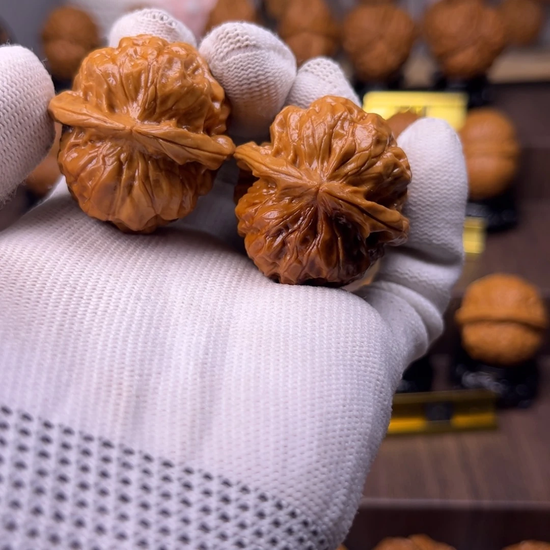 文玩核桃把件古玉金蟾38尺