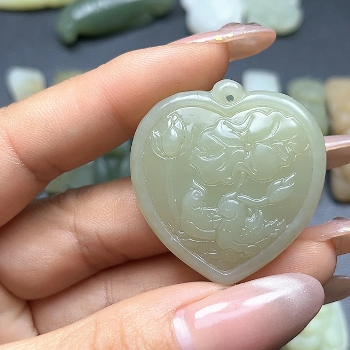 【闪购商品】颈饰未镶嵌和田玉