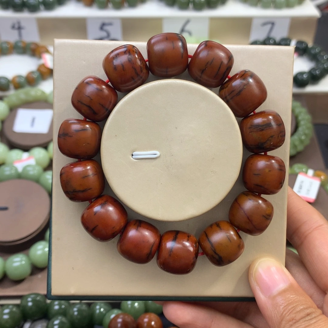 八***财和田玉未镶嵌手链