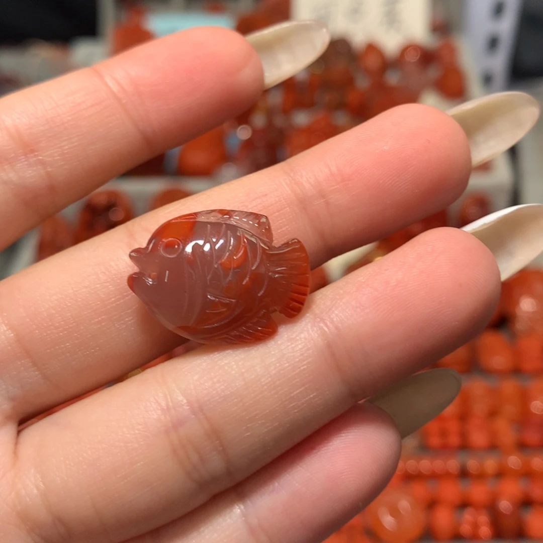 【闪购商品】未镶嵌鱼南红玛瑙