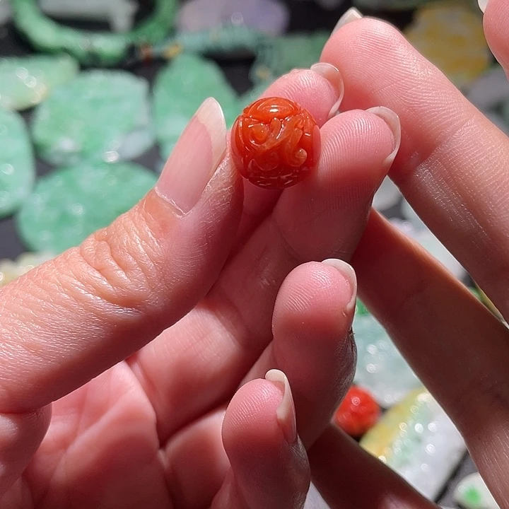 颈饰未镶嵌翡翠天