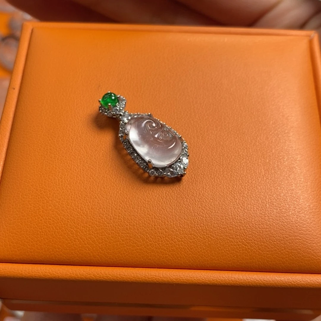 石英质玉颈饰未镶嵌