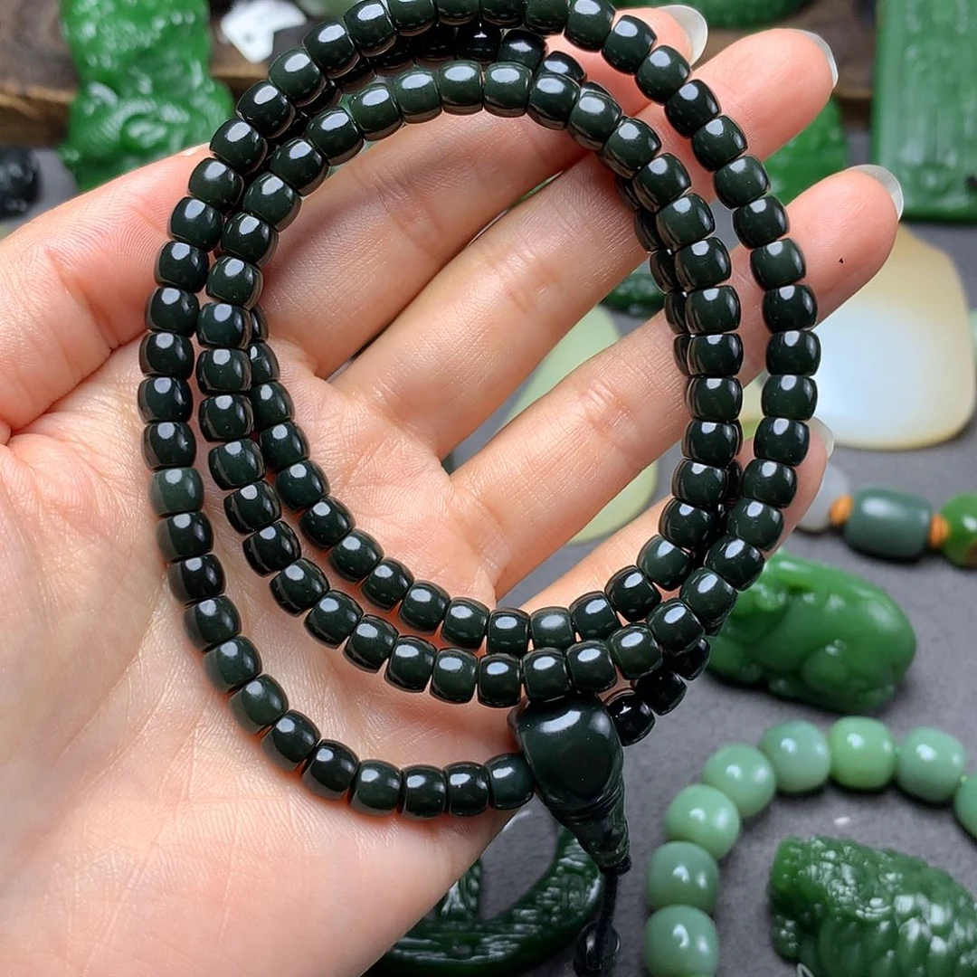 和田玉颈饰未镶嵌手串