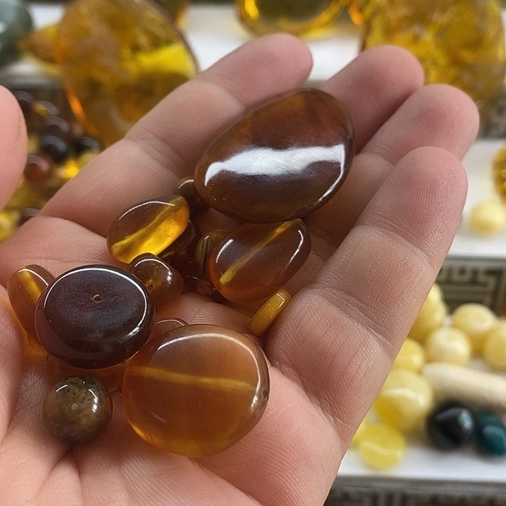 琥珀裸石未镶嵌单珠
